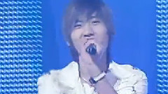东方神起 - Hug