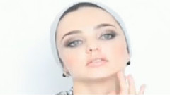 Miranda Kerr - Emoda Aw