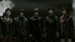 东方神起 - Pinky CF