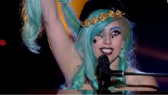 Lady Gaga - The Edge Of Glory Taratata