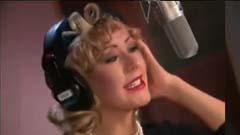 Christina Aguilera - Car Wash