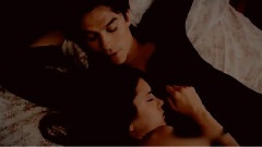 Nina Dobrev,Ian Somerhalder - Hey