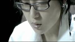 周笔畅 - 只剩我一个