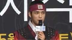 金在中 - < Dr.Jin