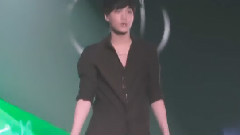 EXO,EXO-K - KAI Dance Solo What Is Love