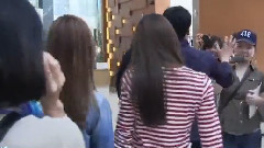 Krystal(f(x)),Jessica - LA出酒店