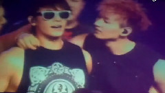 Super Junior - SS5雅加达 Day2 银赫Kiss东海 & 圭贤脸颊