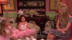 Taylor Swift,Sophia Grace & Rosie - A Tea Time In