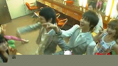 Super Junior,少女时代 - 后台