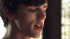 影视原声,Nicholas Hoult - On The Street Where You Live