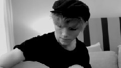 Ulrik Munther - Tell the World I'm Here (Acoustic)