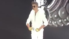 Justin Bieber - All Around The World