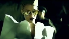 Rihanna - Hard