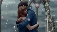 朴春(2NE1),2NE1 - Don't Cry