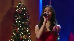 Victoria Justice - Walking In A Winter Wonderland & Let It Snow