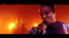 Tinie Tempah,Laura Mvula - Heroes