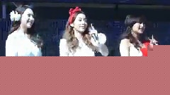 Kara,郑妮可 - 台下 - MBC歌谣大祭典 主-妮可 & 荷拉 & 知英 饭拍版 12/12/31