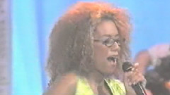 Spice Girls - Wannabe