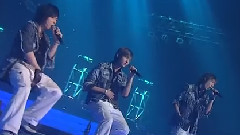 东方神起 - Oh Holy Night Dance Hug