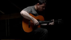 音乐短片 - The British singer guitar legend Dido mangling THANK YOU