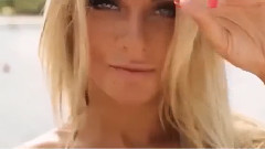 音乐短片 - Tuesday