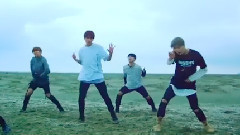 防弹少年团 - 我玩了防弹的泥巴