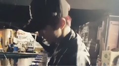 朴灿烈(EXO),EXO,EXO-K - 灿烈更新INS视频一则:钓鱼
