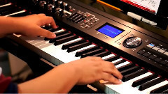 音乐短片 - A Little Girl 电子琴版