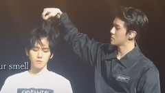 边伯贤(EXO),吴世勋(EXO),EXO - It's Consuming Me