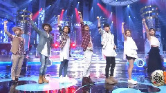 AAA - 恋音と雨空 & NEW