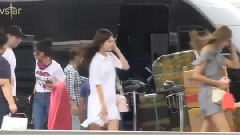 I.O.I - 仁川机场出国视频