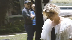 Kristen Stewart - 2016年Elle UK杂志拍摄幕后花絮