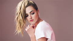 Katelyn Tarver - Weekend Millionaires