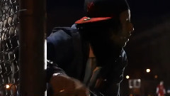 音乐短片 - Black twin street dance performance at the football field