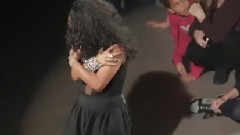 音乐短片 - Hip hop dance art show is underway