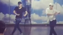 张艺兴(EXO),EXO,EXO-M - 更新INS视频一则