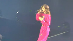 Selena Gomez - Speaks Filipino & Kill Em With Kindness