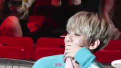EXO,边伯贤(EXO) - 2015MAMA伯贤可爱饭拍剪辑