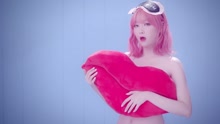  - Lip 2 Lip