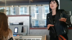 Carly Rae Jepsen - Call Me Maybe