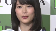 乃木坂46,AKB48 - グアムで写真撮影 南の島ではじけちゃった!?