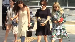 智妍 - Incheon Airport