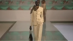 Fashion Show - Valentino Spring Summer 2003