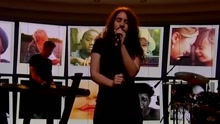 Alessia Cara - Scars To Your Beautiful 现场版 2016