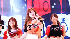 Somi - 臀部