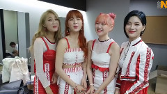 9MUSES A - 出动!音乐中心候场准备 Nine Muses成员们应援