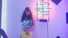 全素妍,金宥娜 - She's Coming