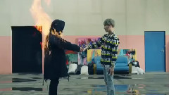 防弹少年团,iKON - What Fire Doing