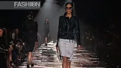 Fashion Show - Gucci Fall Winter 2004-2005