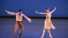 欧美群星 - NYC Ballet's Megan Fairchild On Robbins' DANCES AT A GATHERING